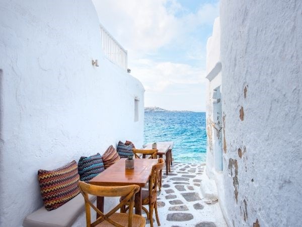 gorkemli-santorini-ve-mykonos