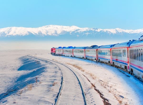 Antalya Çıkışlı Uçaklı Ve Doğu Ekspresi İle Kars Van Turu 3 Gece