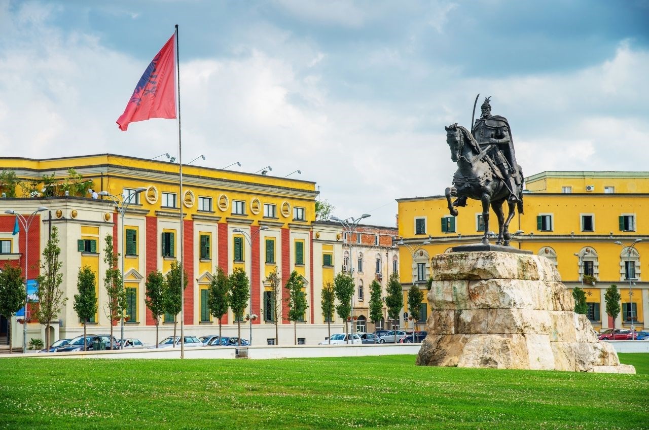 Air Montenegro Özel Seferi İle Adana Hareketli Balkan Turu 7 Gece Tüm Turlarr Dahil/ Akşam Yemekleri Dahil