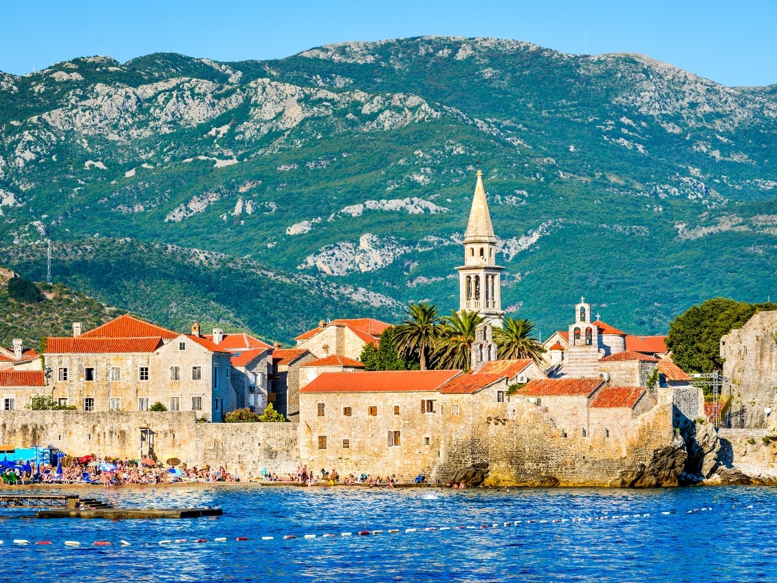 Balkan Ekspresi  Freebird Havayolları Özel Seferi 7 gece (Tüm turlar ve Akşam yemekleri dahil)