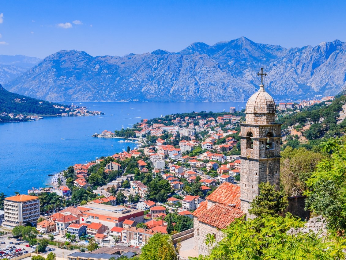 Balkan Ekspresi  Freebird Havayolları Özel Seferi 7 gece (Tüm turlar ve Akşam yemekleri dahil)