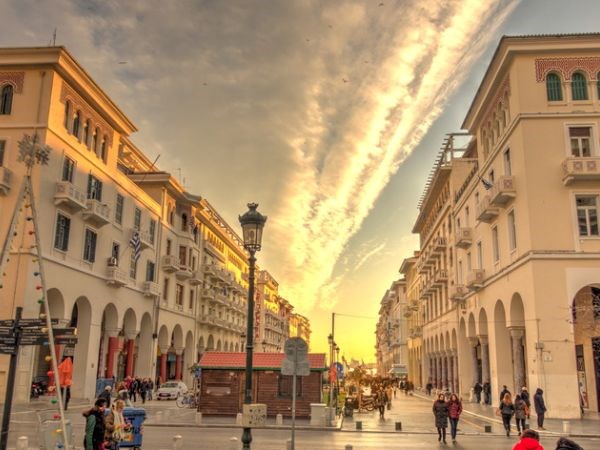 Otobüslü Kosovalı Balkan Turu  Özel Otobüs   3 gece