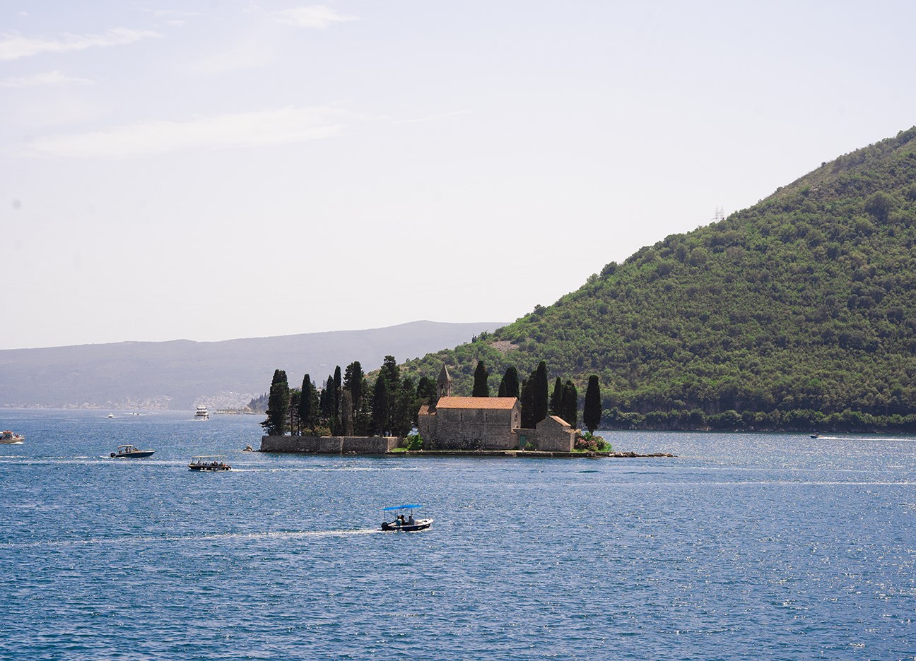 Air Montenegro Özel Seferi İle Budva Rüyası Turu 3 Gece