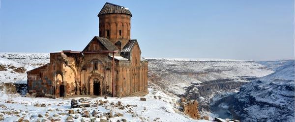 Dünya Kadınlar Günü Özel Uçak Ve Doğu Ekspresi İle Kars Ve Gürcistan Turu 4 Gece