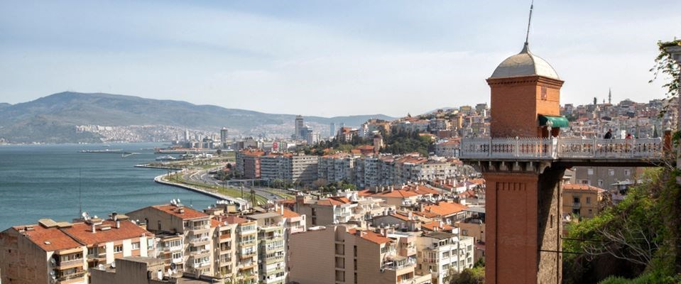 Bursa Çıkışlı Çeşme Alaçatı Ot Festivali Turu 2 Gece Otel Konaklamalı