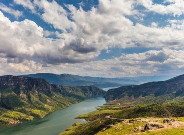 19 Mayıs Özel Uçaklı Hakkari Şırnak ve Ters Laleler Turu 3 Gece