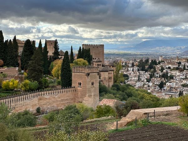 **Promosyon**Endülüs (Granada) Prontotour  Özel Charter Seferi  4 Gece