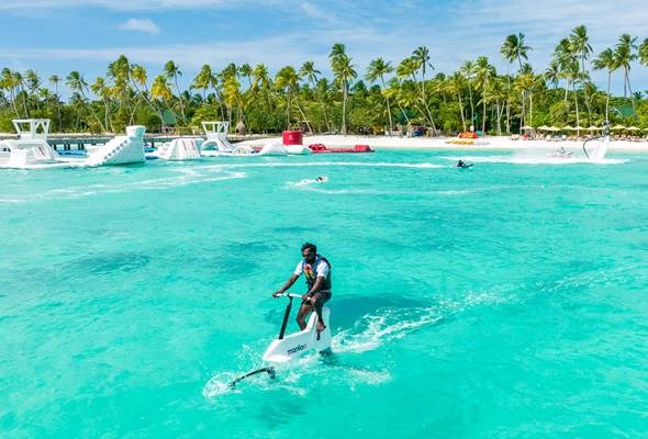 SIYAM WORLD MALDIVES  5* 5 gece  Havuz ve kaydıraklı su üstü villa her şey dahil Konaklama THY