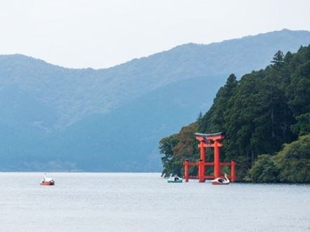 Uzak Doğu'nun Güneşi ve Çiçeği Güney Japonya ve Güney Kore  Qatar Hava Yolları 9 Gece 