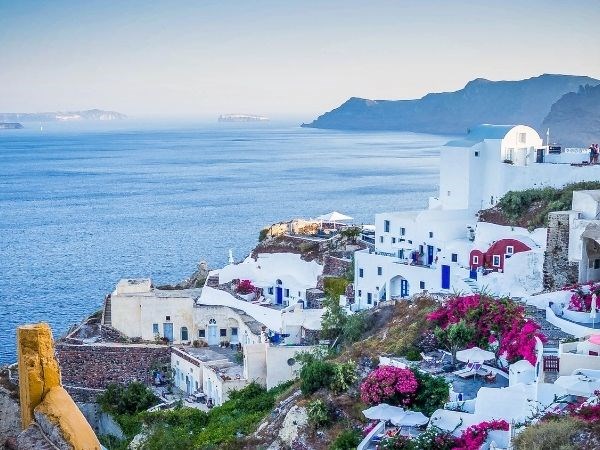 Görkemli Santorini Adası Aegean Hava Yolları 3 Gece