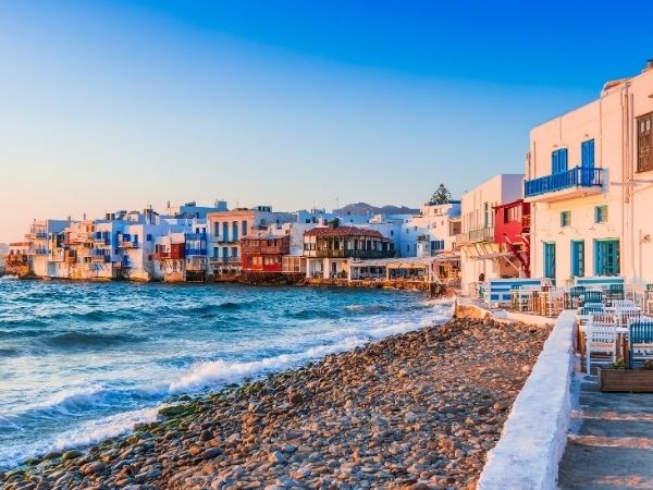 Görkemli Santorini ve Mykonos Aegean Hava Yolları 5 Gece