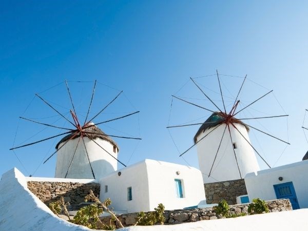 Görkemli Santorini ve Mykonos Aegean Hava Yolları 5 Gece