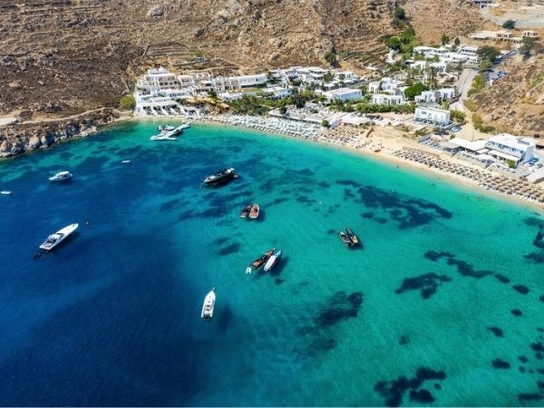 Görkemli Santorini ve Mykonos Aegean Hava Yolları 5 Gece