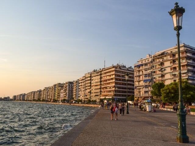  Selanik - Kavala Özel Otobüs 1 Gece